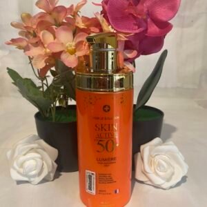 VISIBLE SOLUTION SKIN ACTIVE SPF 50 LUMIÈRE SKIN WHITENING MILK
